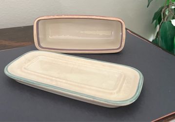 Vintage Pfaltzgraff Juniper Covered Butter Dish USA