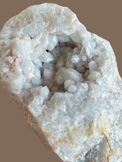 Quartz Crystal Specimen. Gemstones Crystals Rocks Minerals