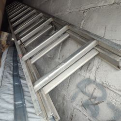 17 To 20 Ft Ladder 