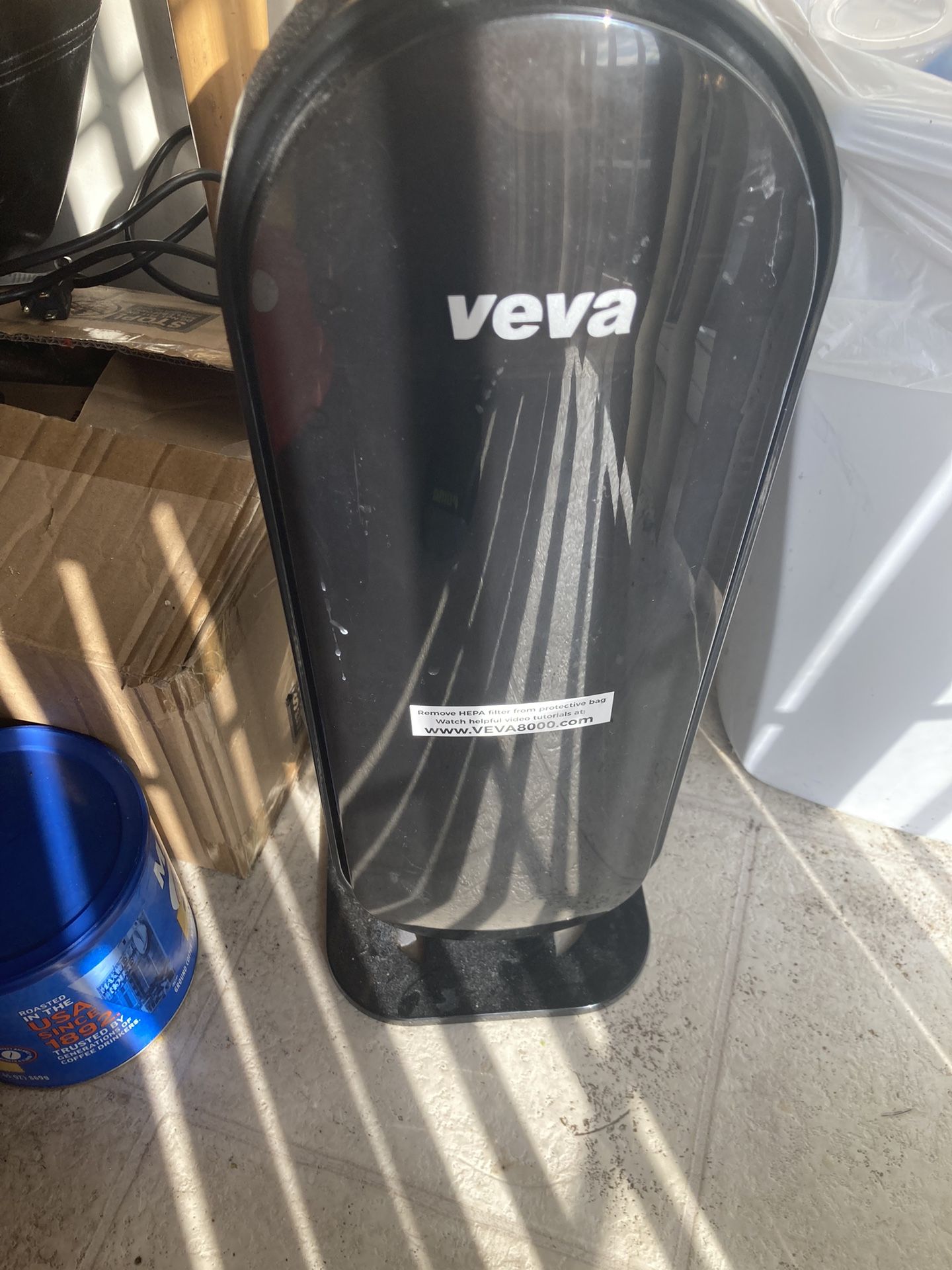 Air Purifier / Dehumidifier
