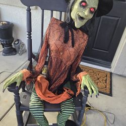 Witch Animatronic HALLOWEEN 