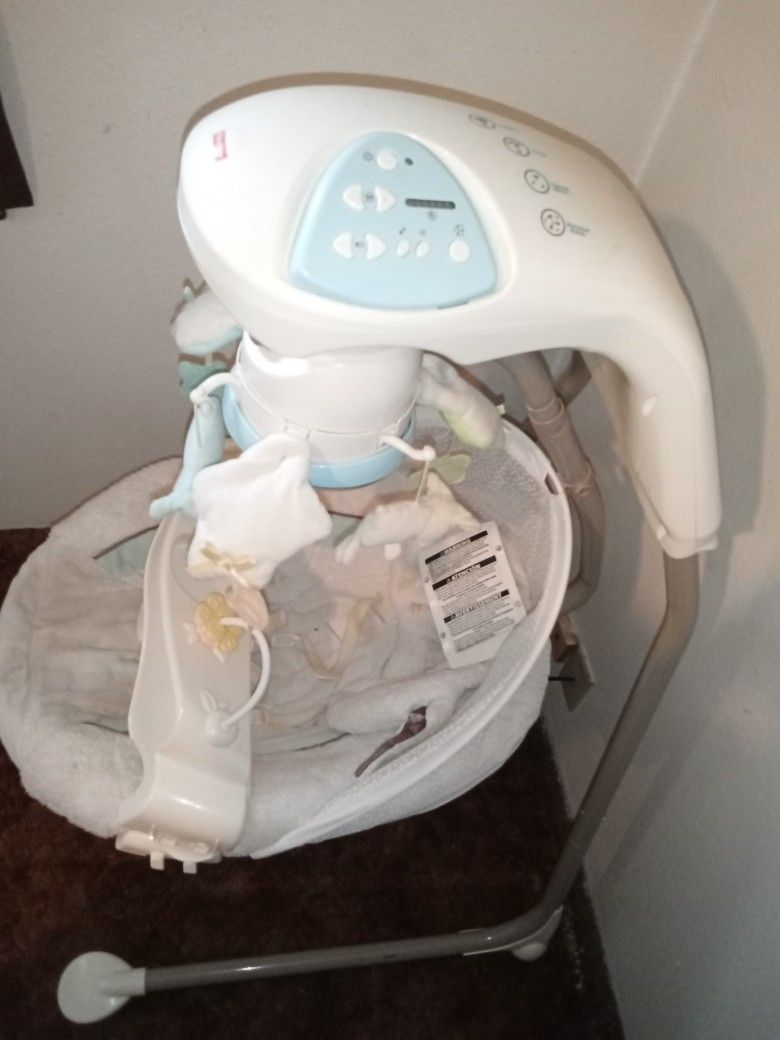 Baby Swing; Fisher Price