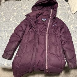 Patagonia Women’s Down With It Parka