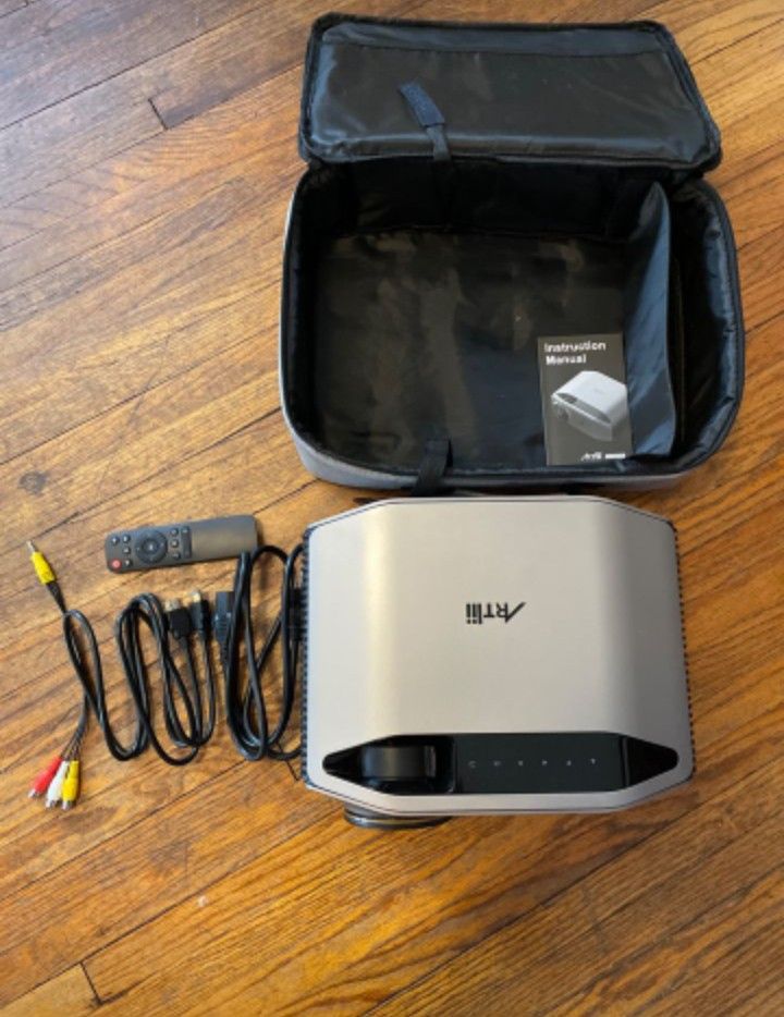 BRAND NEW PROJECTOR