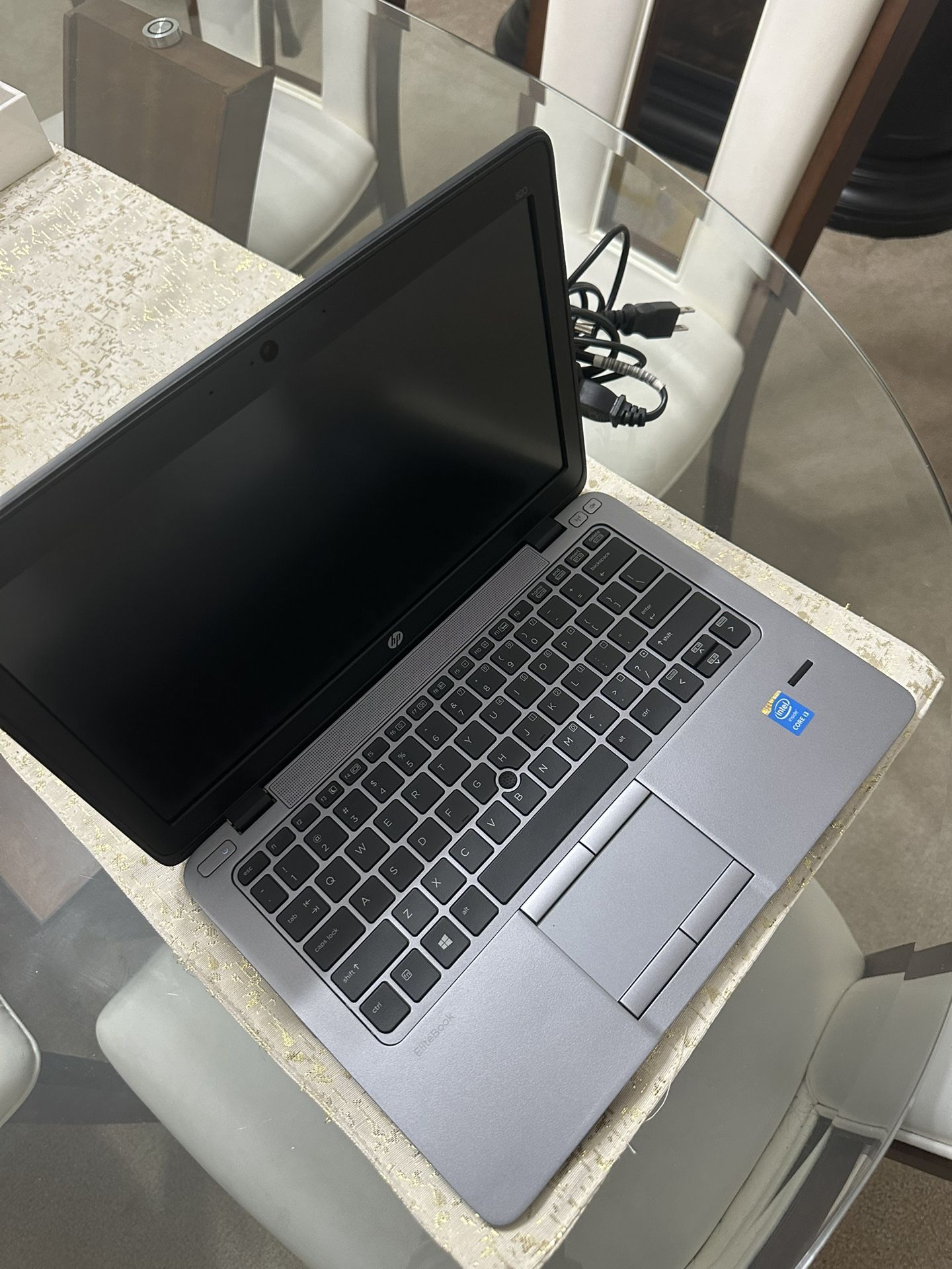 13” Laptop HP 8 ram 500 GB
