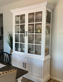 Magnolia Home Graylyn Hutch by Joanna Gaines for Sale in Murrieta CA OfferUp