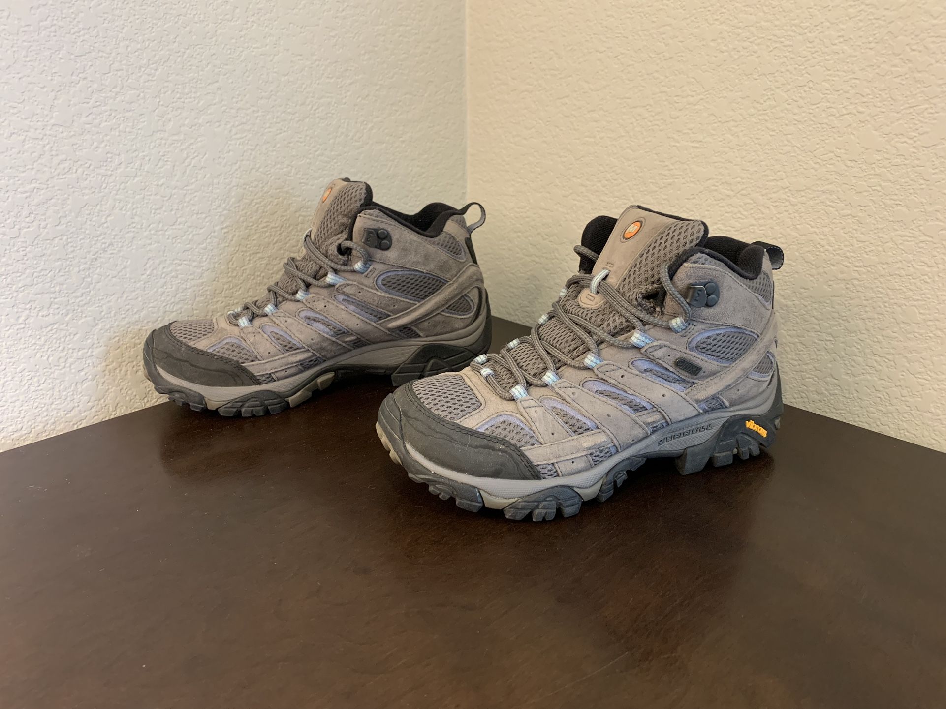 Merrell Moab 2 MID WP Womens Gray Waterproof Hiking Boots Size 8 W