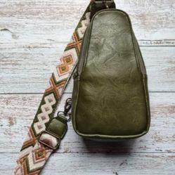 Negotiable Prices - Offers Vegan Leather Hand Made Rare And Unique Purse/bag PREVIOUS POST SHOWS ALL STYLES 