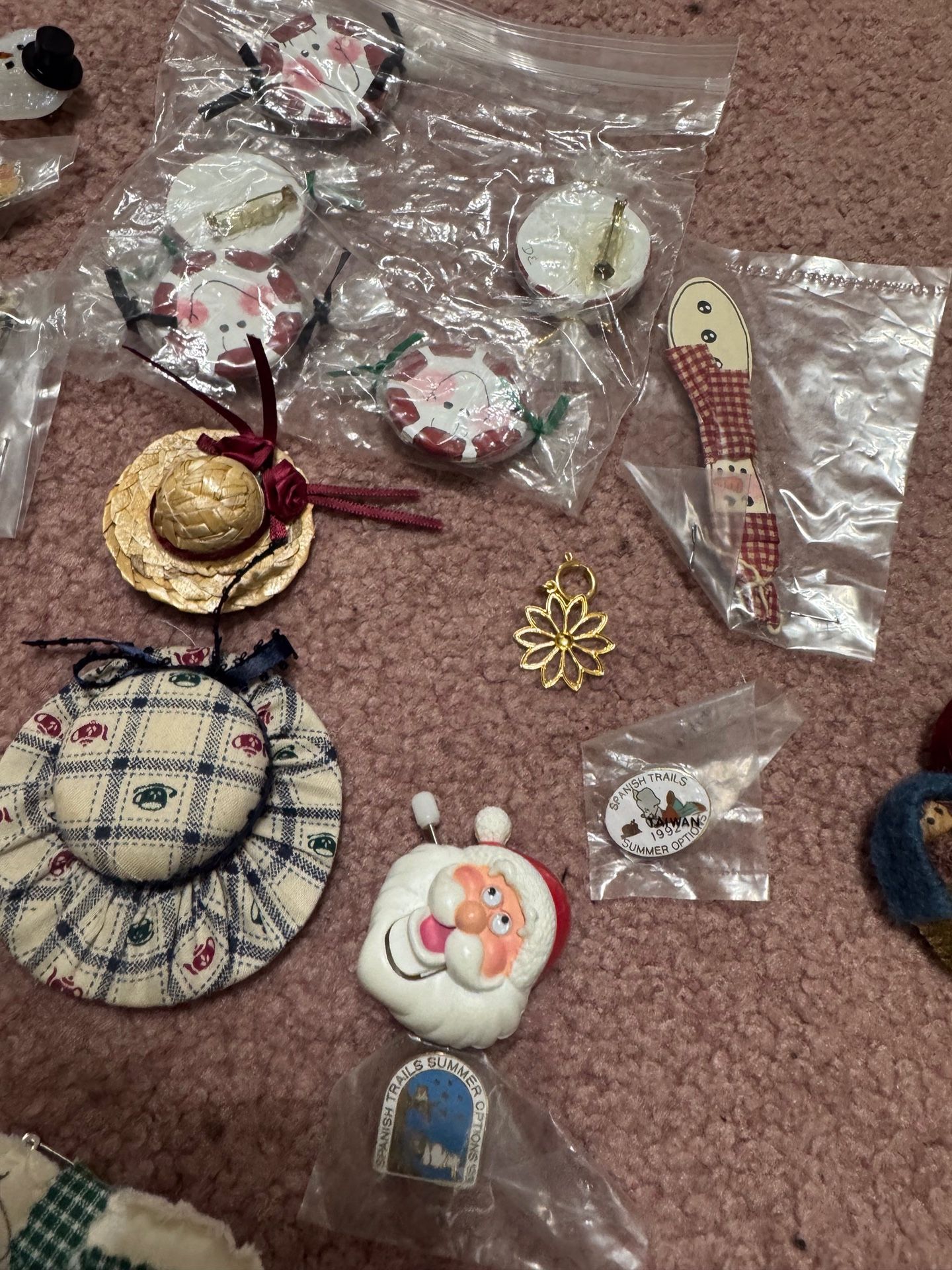 Vintage New Pin Brooch Jewelry Christmas Bundle