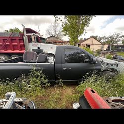 2004 Ram 1500 Part Out