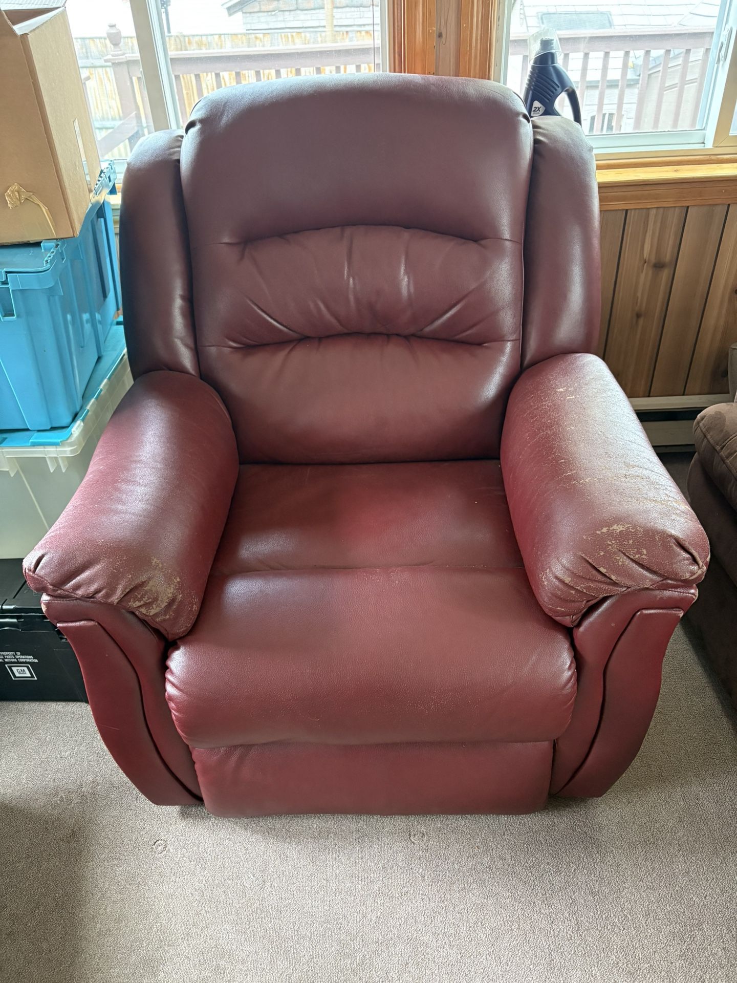 Cranberry Power Reclining Chair 