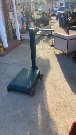 Vintage Fairbanks train luggage scale