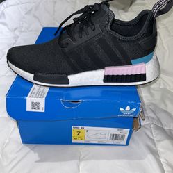 Adidas NMD Size 7 W 
