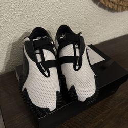 Puma Mostro Perforated