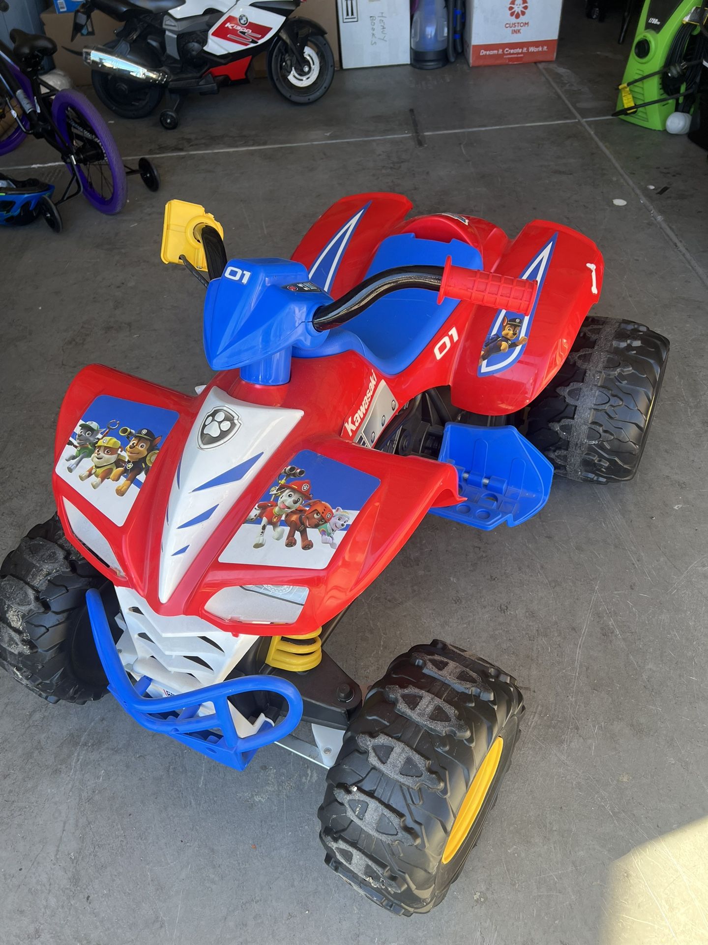Fisher-Price Power Wheels PAW Patrol Kawasaki KFX with Monster Traction System