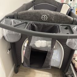 Two Toddlers Playpen And Safety Baby/pet Gates And Floor Mat