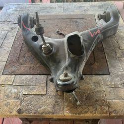 Right Lower Control Arm