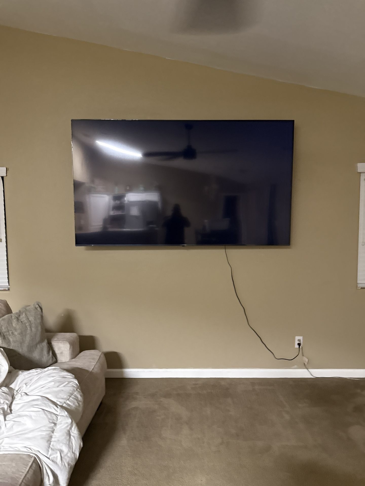 86” Lg