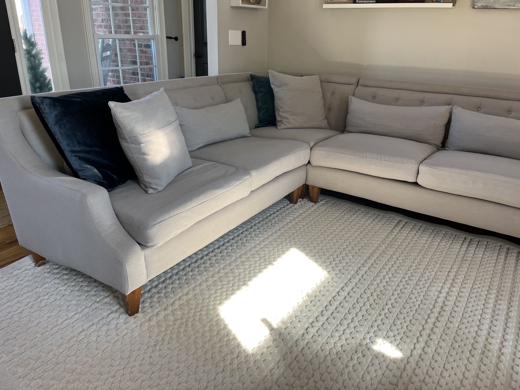 Magnolia sofa sectional