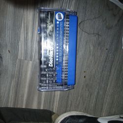 Diehard 113 PC Nut Driver And Bit Set 