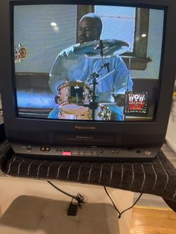 VTG Panasonic PV-M2079 20in CRT TV VCR Combo FM Radio Remote Tested Retro Gaming