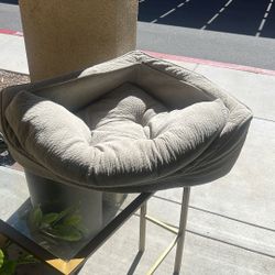 Dog Bed 