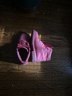 Pink Timberlands 