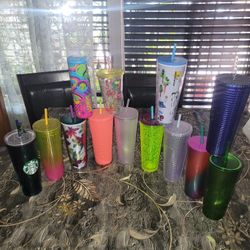 18 Starbucks Cups