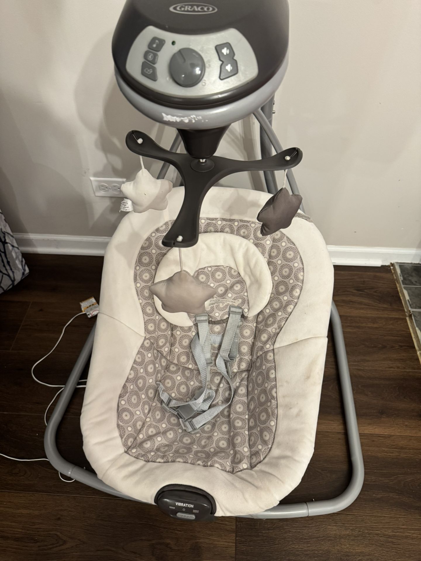 Gravo Baby Swing