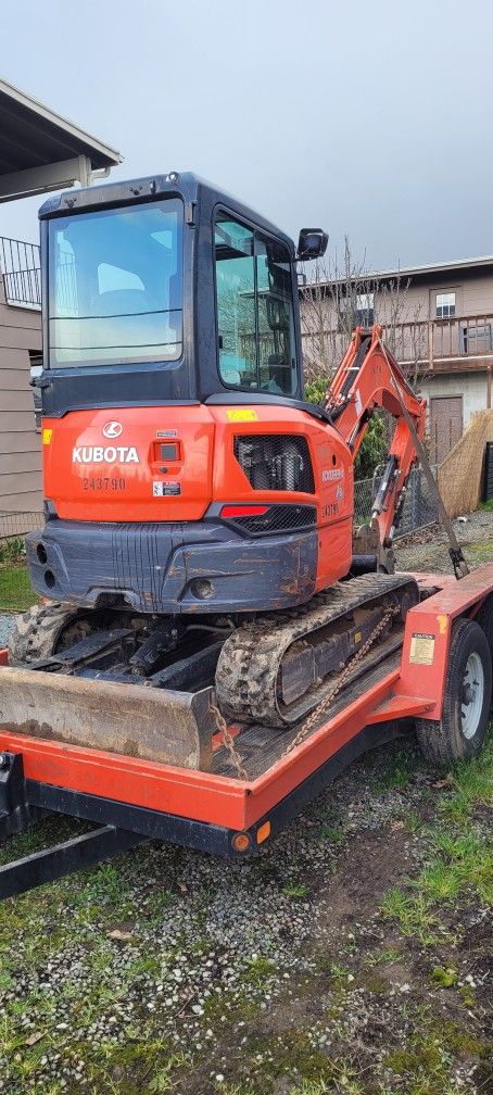 Kx033-4 Kubota Excavator And Trailer