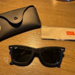 Ray-Ban 2140s – Green Tint, Matte Black, Mint in Box