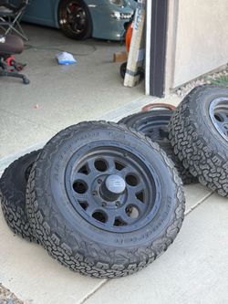 KMC XD122 with BFG KO2 6x139.7 6x5.5