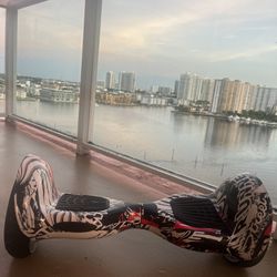 Graffiti Paint Bluetooth Hoverboard. 