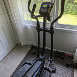 Xterra FS2.5 Elliptical Machine 