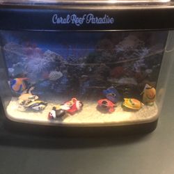 Coral Reef Paradise Artificial Fish Tank. Battery Operated. Fish Move When Tank Is Full.
