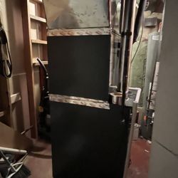 🔥 For Sale: 2025 Goodman Gas Furnace – 80%+ Efficiency, 80K BTU – Brand New! 🔥