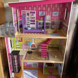 Dollhouse