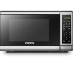 BLACK+DECKER EM720CB7 Digital Microwave Oven with Turntable Push-Button Door, Child Safety Lock, 700W, Stainless Steel, 0.7 Cu.ft