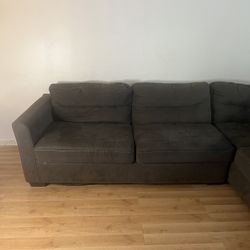 Free!!! Couch+Recliner 