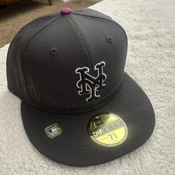 Brand New New Era New York Mets City Connect Hat. 7 5/8. 
