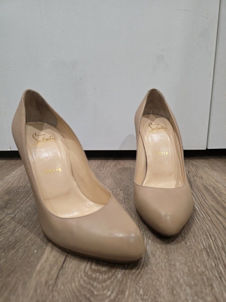 Christian Louboutin Leather Pumps Heels Shoes Size 37 1/2 6.5 US