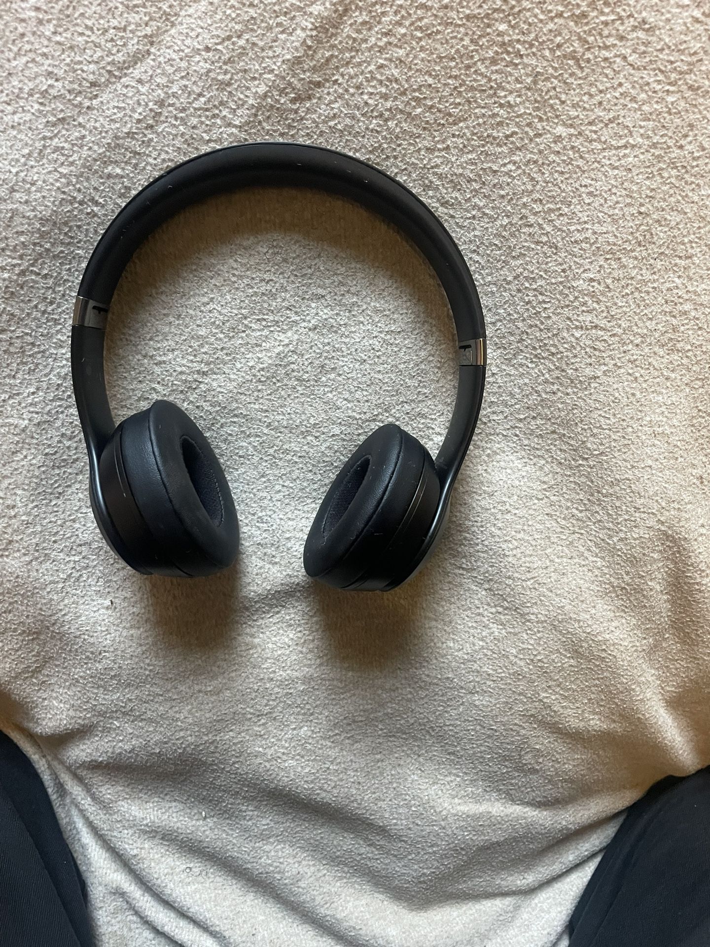 Beats Solo 4