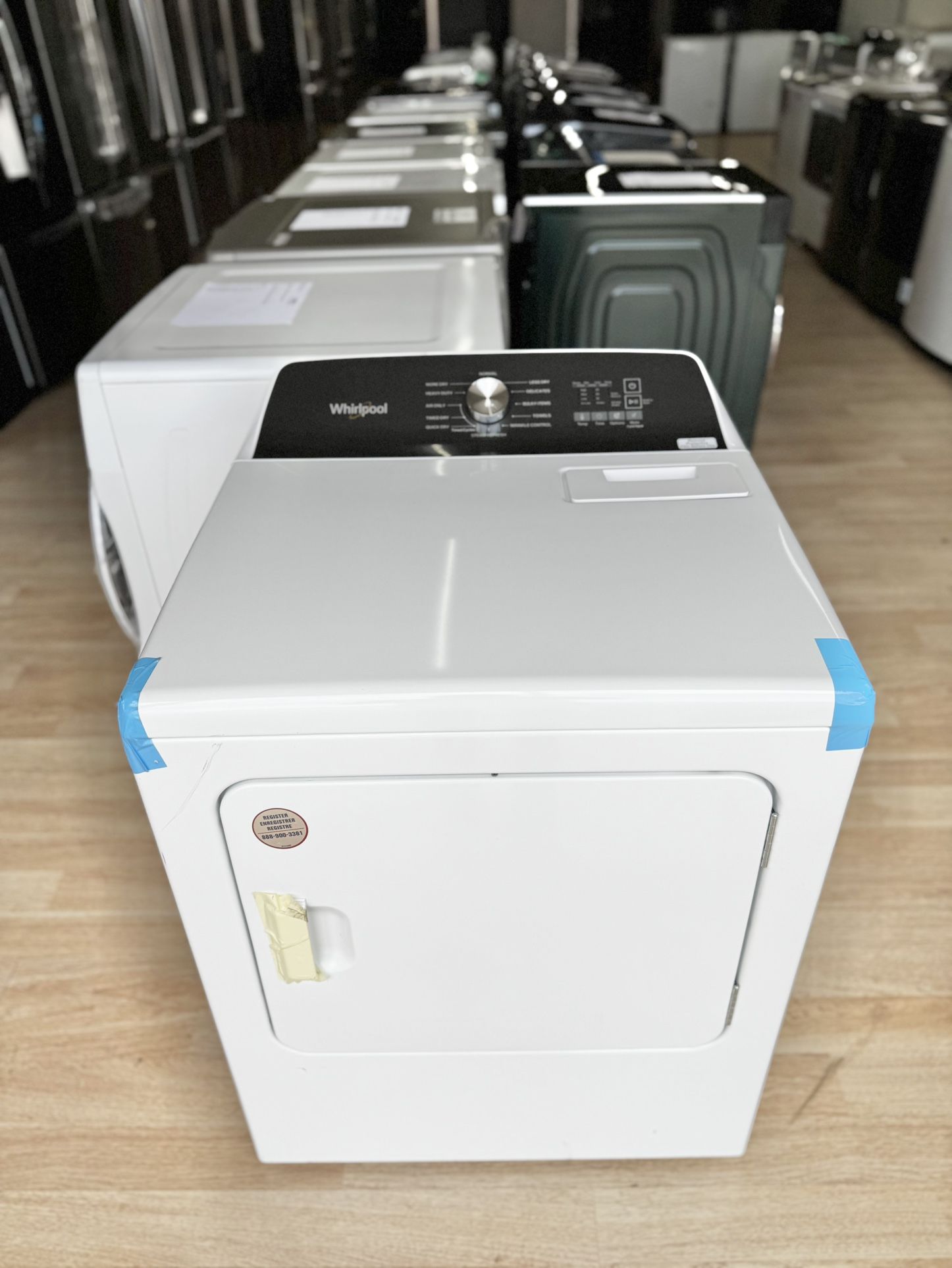 New Whirlpool - 7.0 Cu. Ft. Electric Dryer with Steam and Moisture Sensing - White Model: WED5050LW