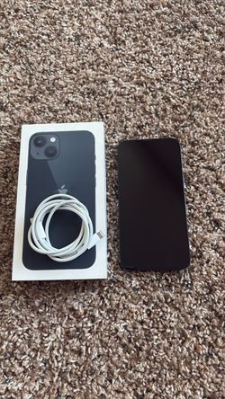 iPhone 13 128GB 100% battery