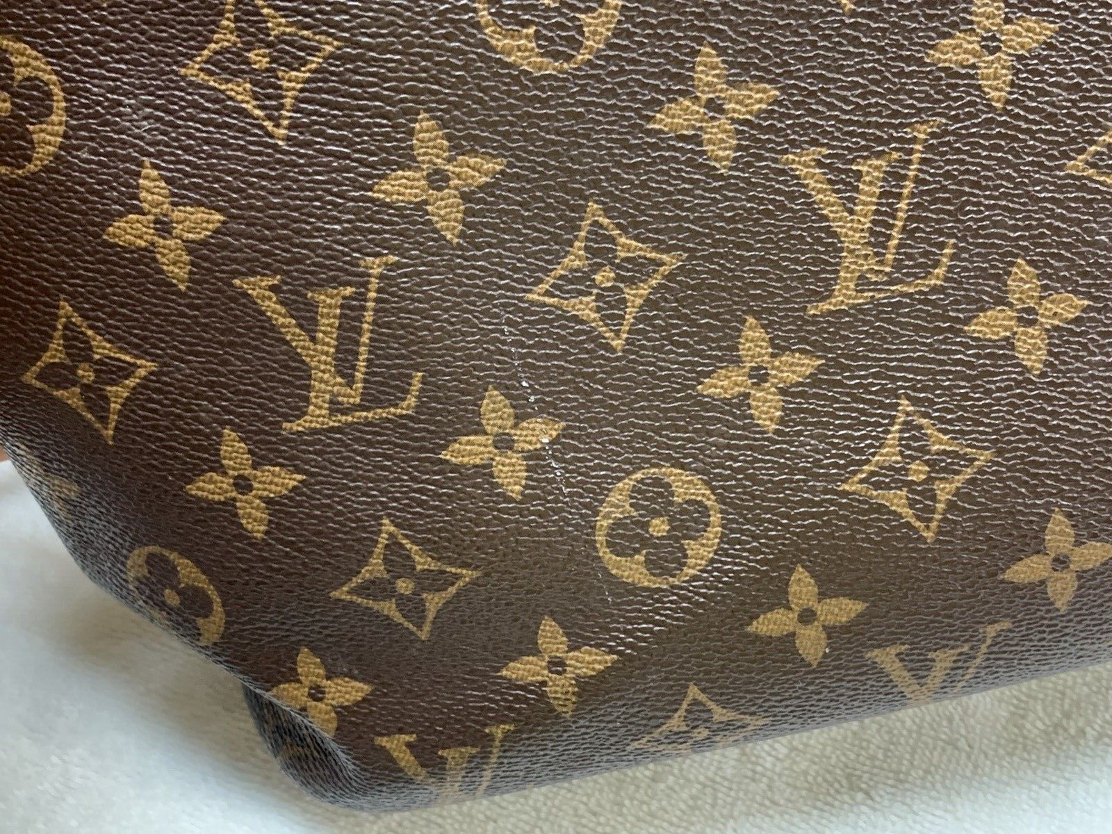 Louis Vuitton Neverfull MM Monogram Bag (HEAVY WEAR)