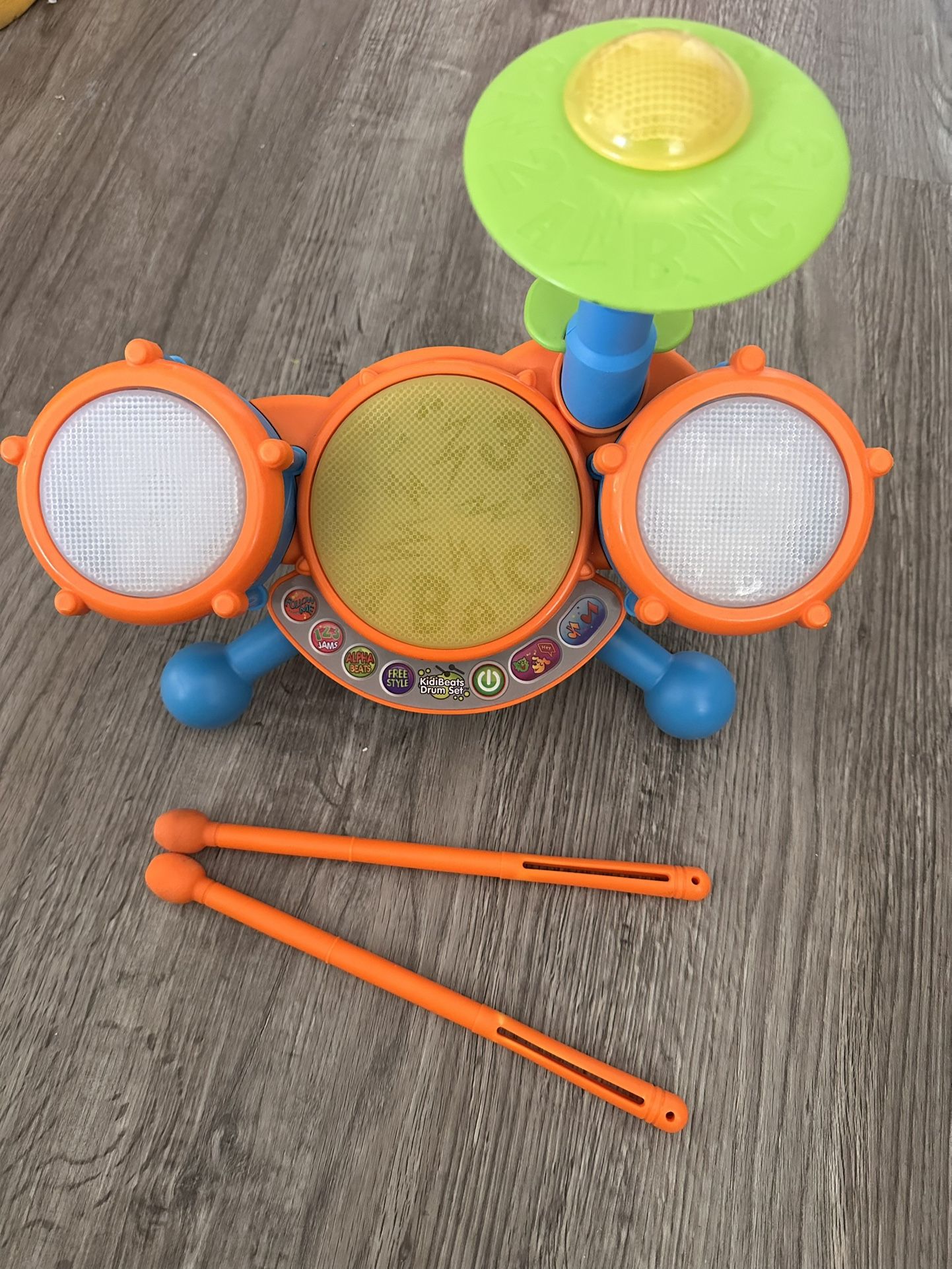 VTech KidiBeats Drum Set