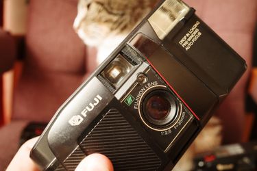 Tested Fuji 35mm Film Point and Shoot camera the perfect holiday gift!