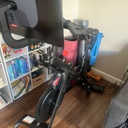 Peloton Refurbished 