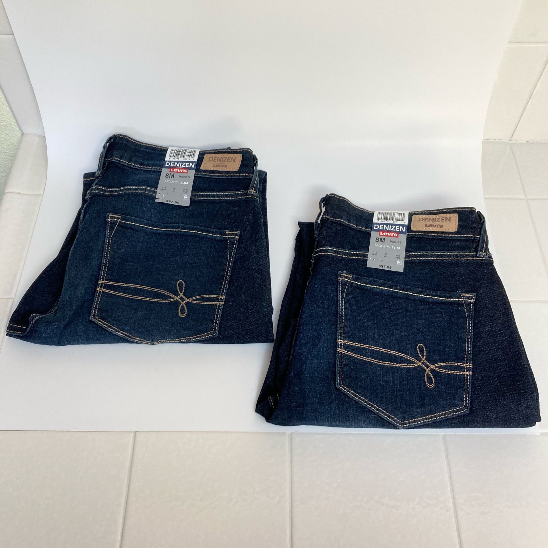 New Levi’s Denizen “Modern Slim”Jeans - Size 8