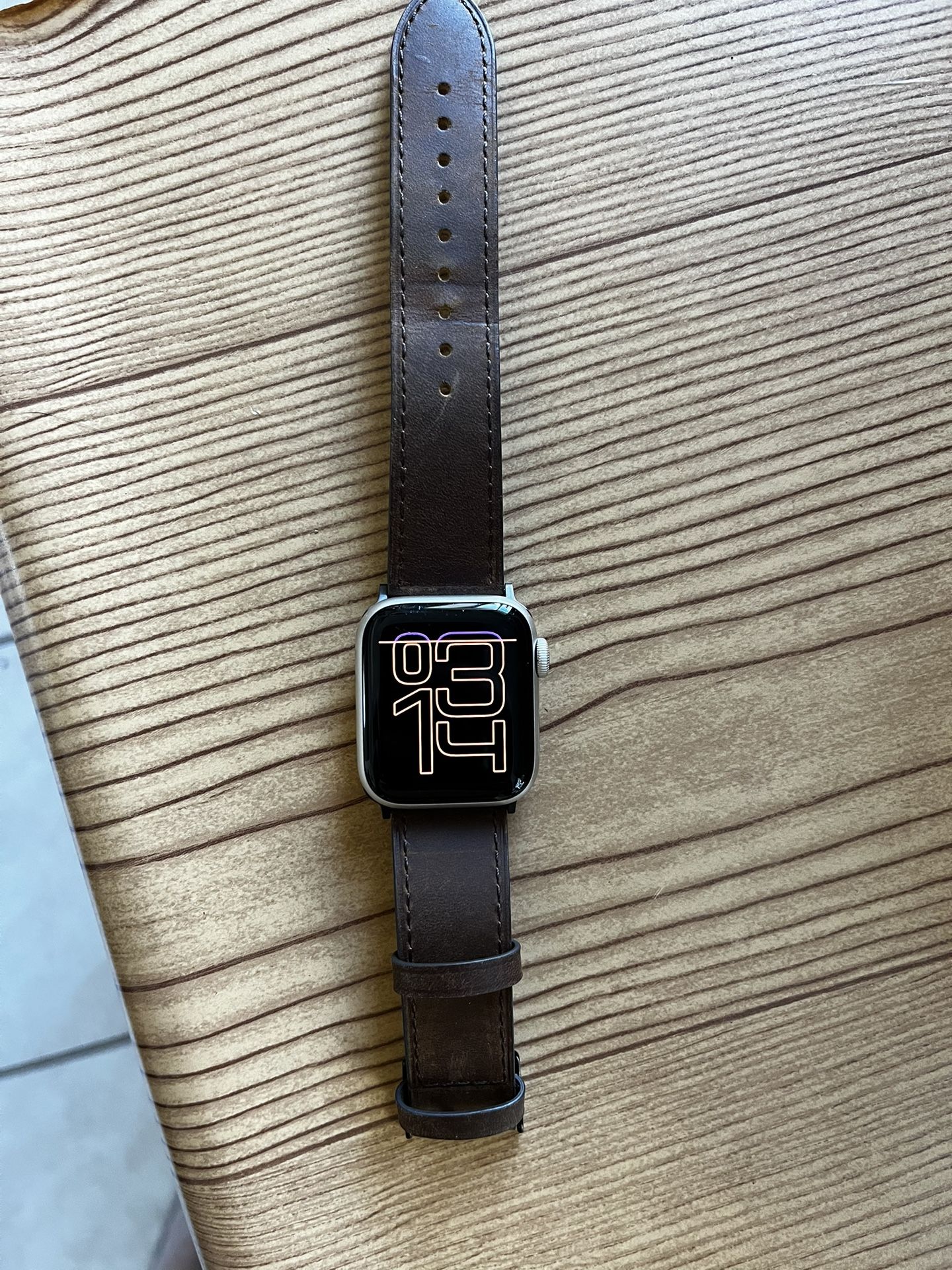 40mm Apple Watch SE 2nd gen